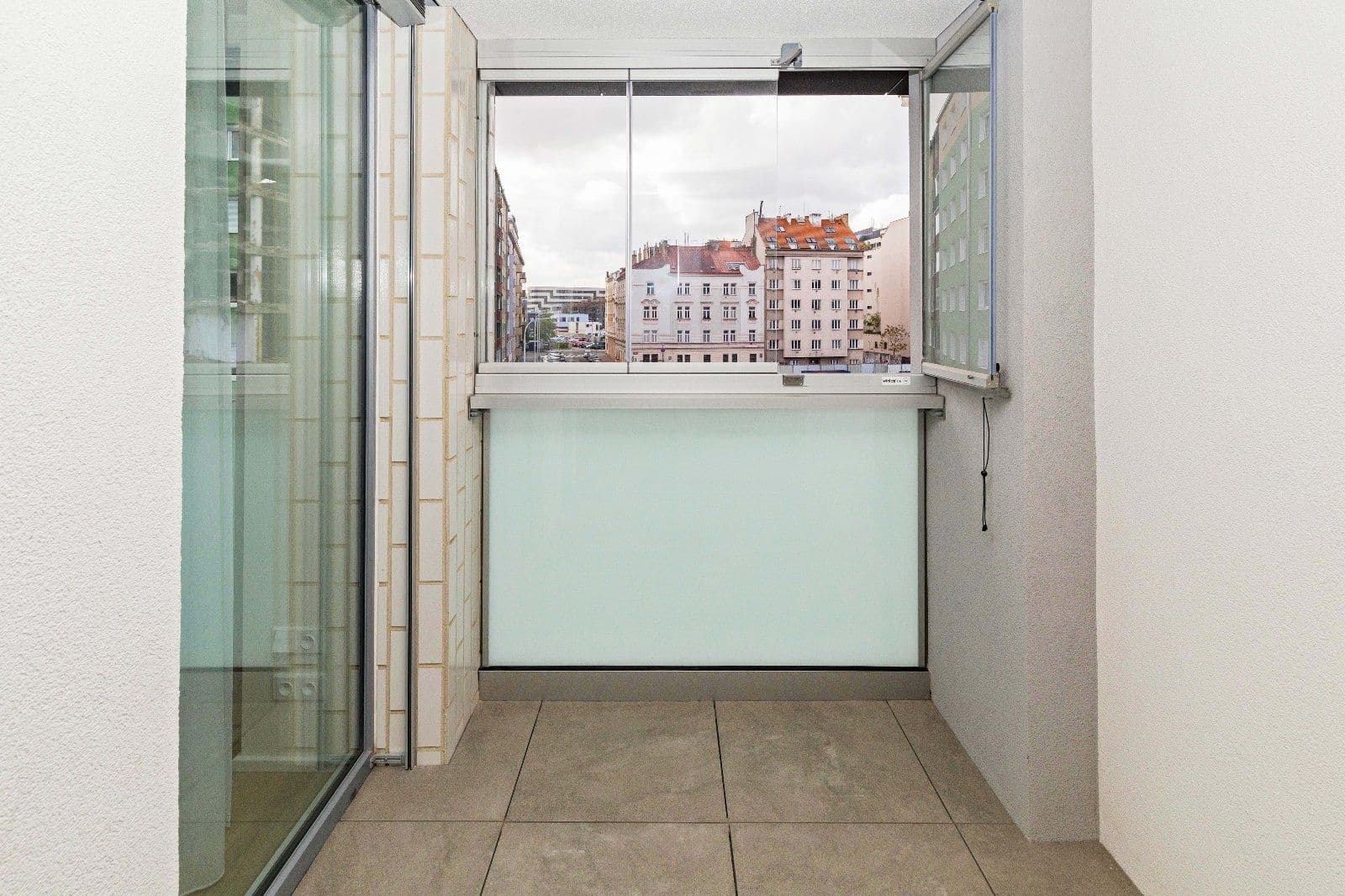 Studio flat to rent, 39 m², Vrbenského, Prague, Prague Studio flat to rent, 39 m², Vrbenského, Prague, Prague