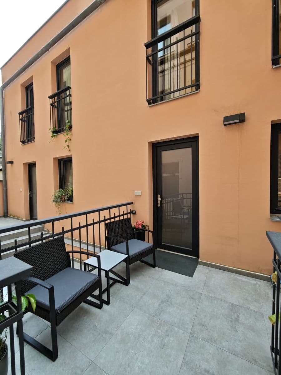 flat to rent, 46 m², Pernerova, Prague, Prague flat to rent, 46 m², Pernerova, Prague, Prague