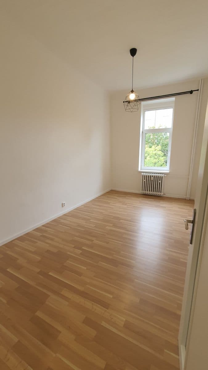 3 bedroom flat to rent, 76 m², Svatoslavova, Prague, Prague 3 bedroom flat to rent, 76 m², Svatoslavova, Prague, Prague