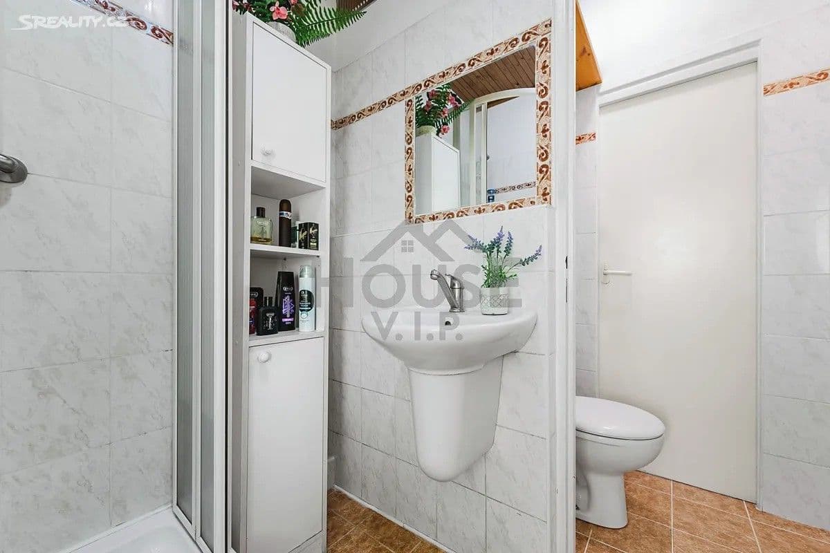 3 bedroom flat for sale, 74 m², Nad Lesním divadlem, Prague, Prague 3 bedroom flat for sale, 74 m², Nad Lesním divadlem, Prague, Prague