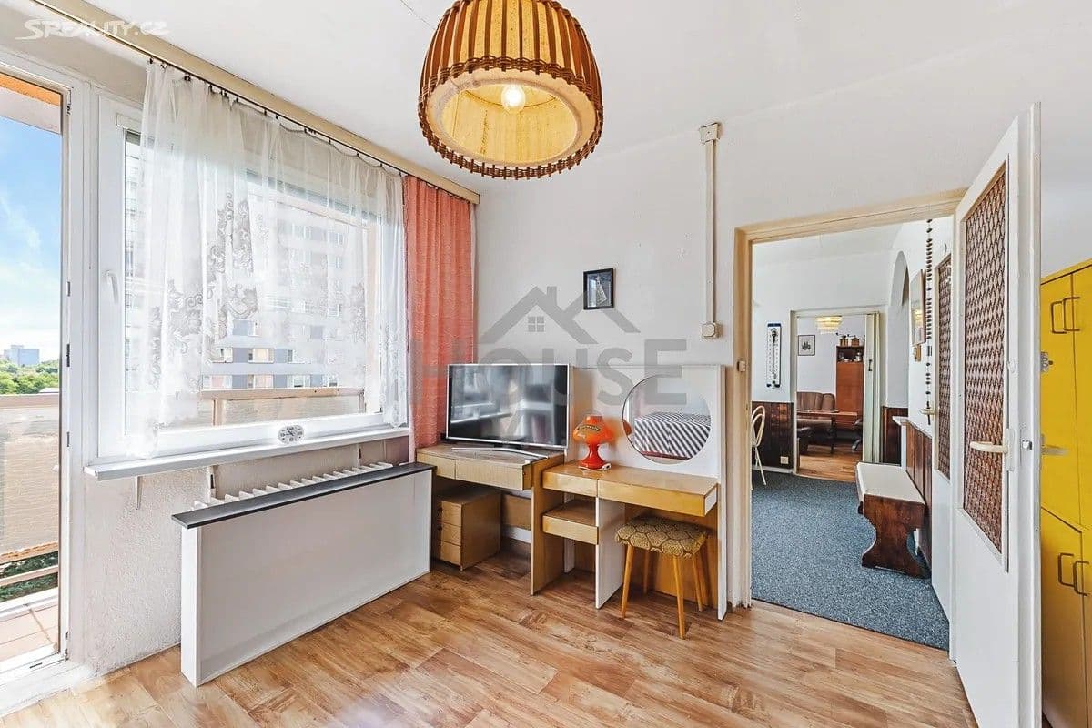 3 bedroom flat for sale, 74 m², Nad Lesním divadlem, Prague, Prague 3 bedroom flat for sale, 74 m², Nad Lesním divadlem, Prague, Prague