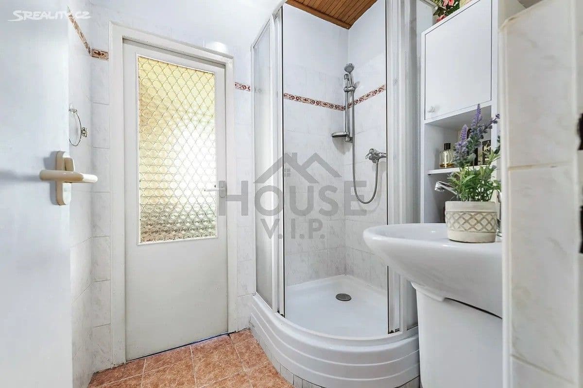 3 bedroom flat for sale, 74 m², Nad Lesním divadlem, Prague, Prague 3 bedroom flat for sale, 74 m², Nad Lesním divadlem, Prague, Prague