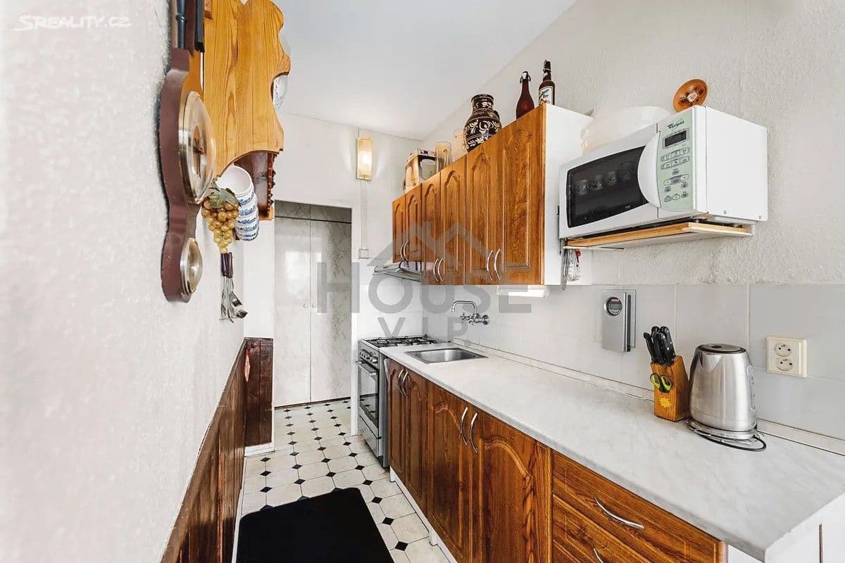 3 bedroom flat for sale, 74 m², Nad Lesním divadlem, Prague, Prague 3 bedroom flat for sale, 74 m², Nad Lesním divadlem, Prague, Prague