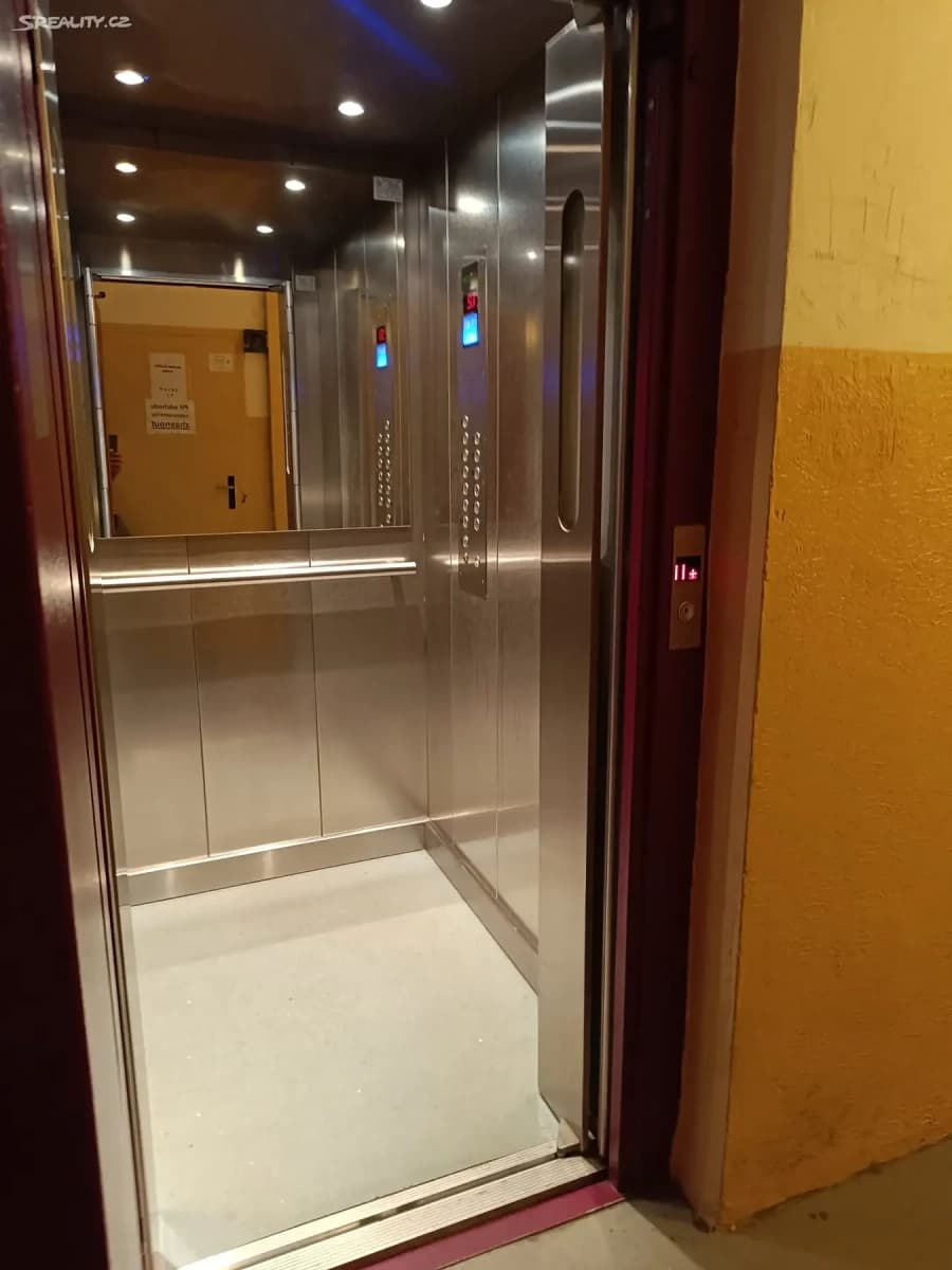 Studio flat to rent, 29 m², Na Vršku, Jablonec nad Nisou, Liberecký Region Studio flat to rent, 29 m², Na Vršku, Jablonec nad Nisou, Liberecký Region