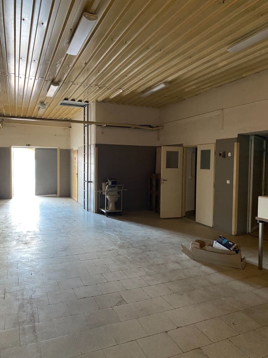 non-residential property to rent, 255 m², Městečko, Ždánice, Jihomoravský Region non-residential property to rent, 255 m², Městečko, Ždánice, Jihomoravský Region