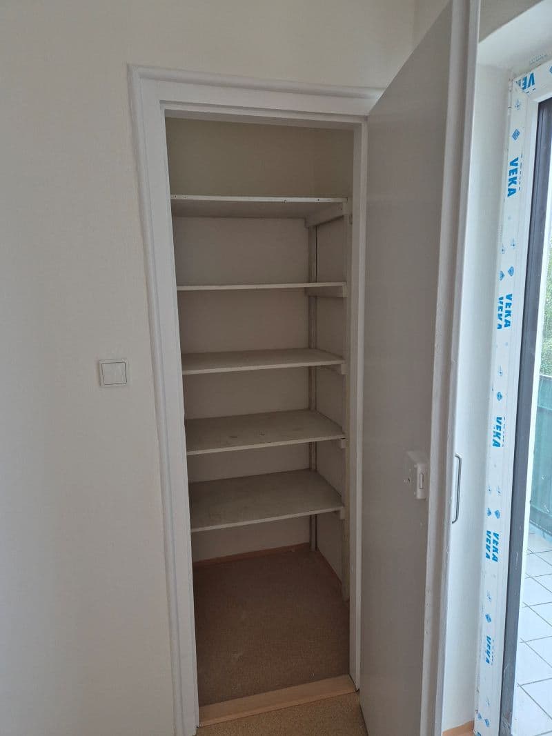 1 bedroom with open-plan kitchen flat to rent, 52 m², Střední, Brno, Jihomoravský Region 1 bedroom with open-plan kitchen flat to rent, 52 m², Střední, Brno, Jihomoravský Region