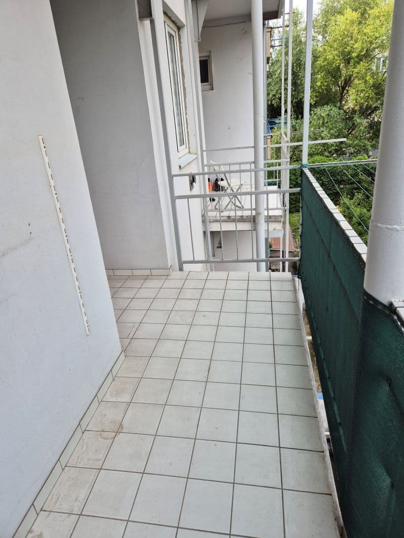 1 bedroom with open-plan kitchen flat to rent, 52 m², Střední, Brno, Jihomoravský Region 1 bedroom with open-plan kitchen flat to rent, 52 m², Střední, Brno, Jihomoravský Region