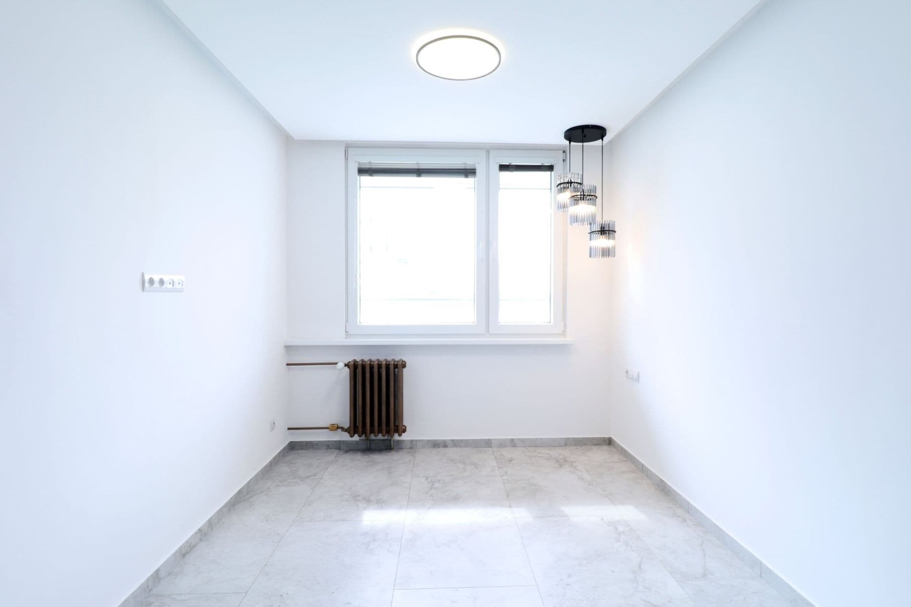 1 bedroom with open-plan kitchen flat to rent, 43 m², Kurčatovova, Prague, Prague 1 bedroom with open-plan kitchen flat to rent, 43 m², Kurčatovova, Prague, Prague