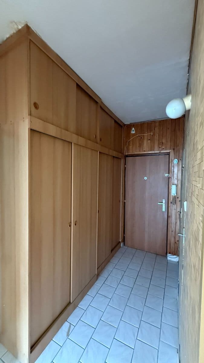 4 bedroom flat for sale, 76 m², Čsl. armády, Karviná, Moravskoslezský Region 4 bedroom flat for sale, 76 m², Čsl. armády, Karviná, Moravskoslezský Region