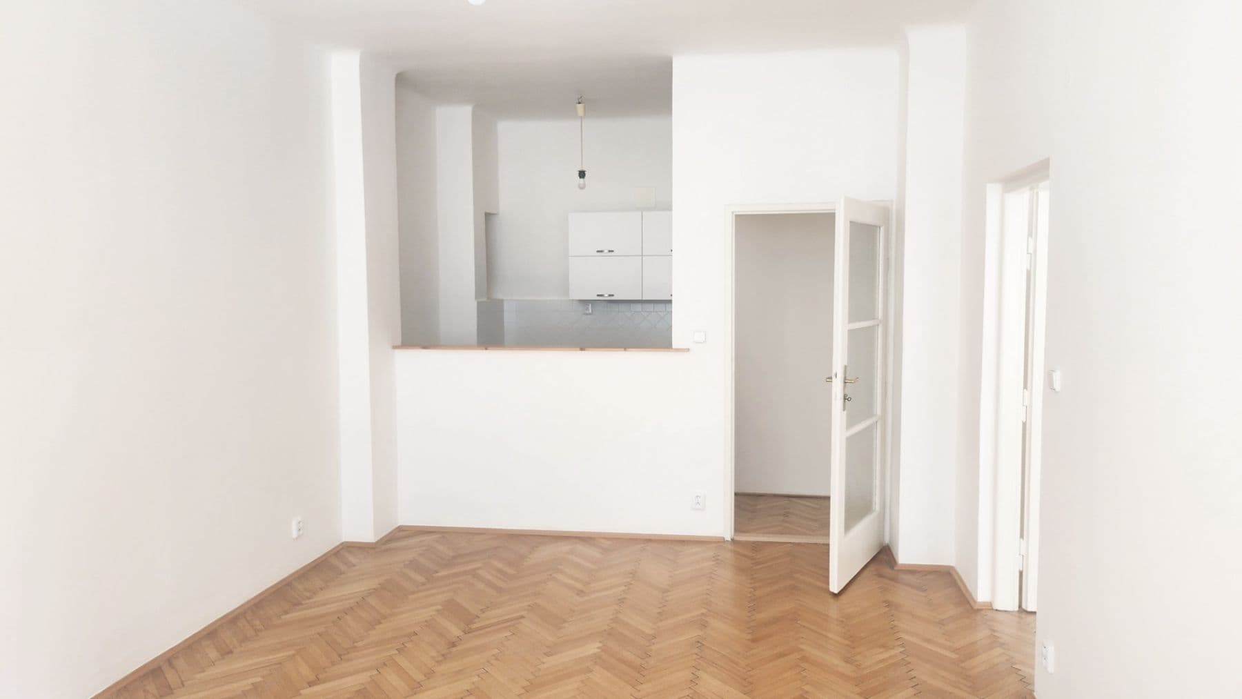 1 bedroom with open-plan kitchen flat to rent, 62 m², Veletržní, Prague, Prague 1 bedroom with open-plan kitchen flat to rent, 62 m², Veletržní, Prague, Prague