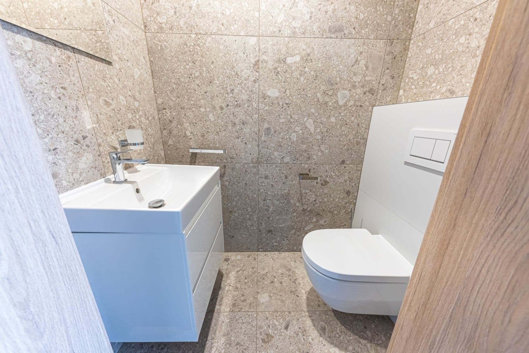 1 bedroom with open-plan kitchen flat to rent, 49 m², Svatoslavova, Prague, Prague 1 bedroom with open-plan kitchen flat to rent, 49 m², Svatoslavova, Prague, Prague