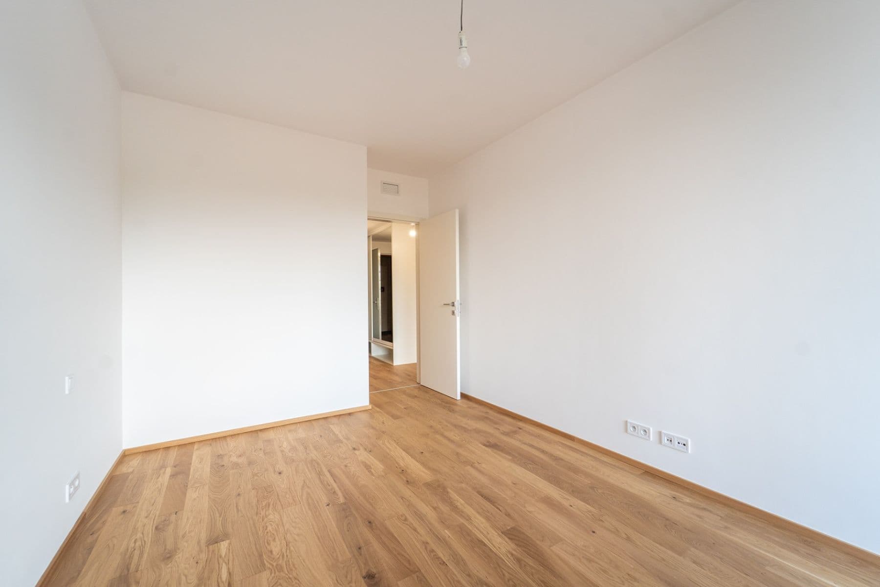 1 bedroom with open-plan kitchen flat to rent, 59 m², U Komína, Prague, Prague 1 bedroom with open-plan kitchen flat to rent, 59 m², U Komína, Prague, Prague