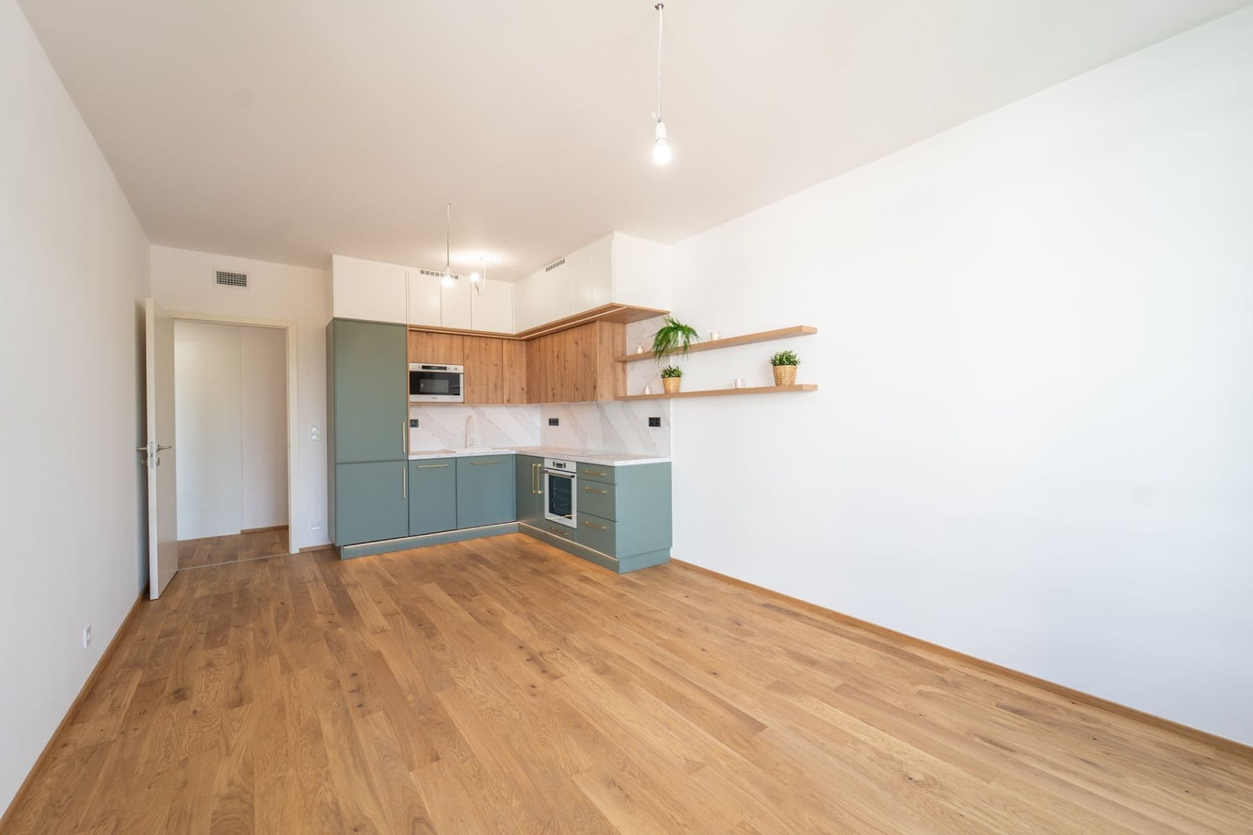 1 bedroom with open-plan kitchen flat to rent, 59 m², U Komína, Prague, Prague 1 bedroom with open-plan kitchen flat to rent, 59 m², U Komína, Prague, Prague