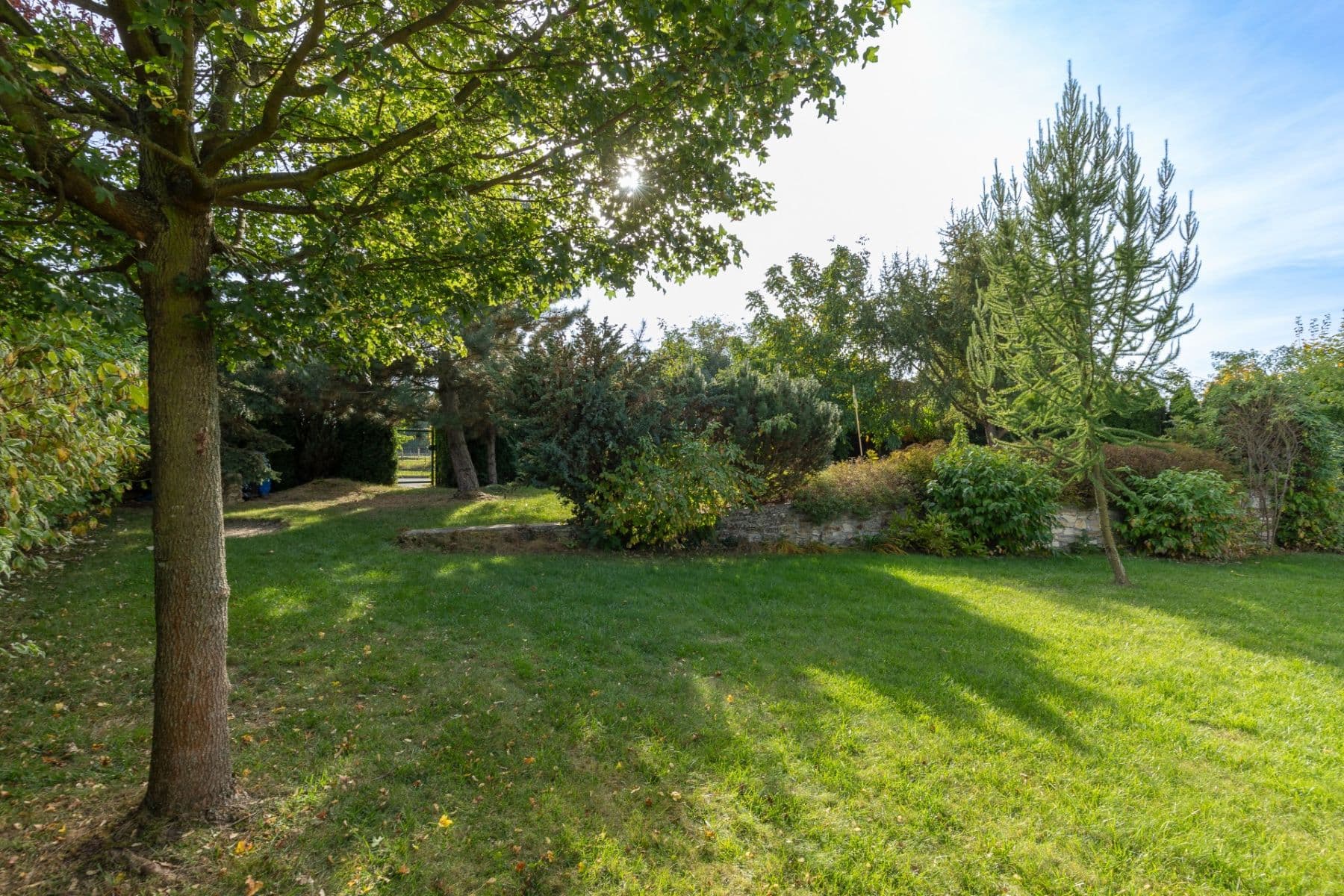 plot for sale, 802 m², Na Vrškách, Zlatníky-Hodkovice, Středočeský Region plot for sale, 802 m², Na Vrškách, Zlatníky-Hodkovice, Středočeský Region