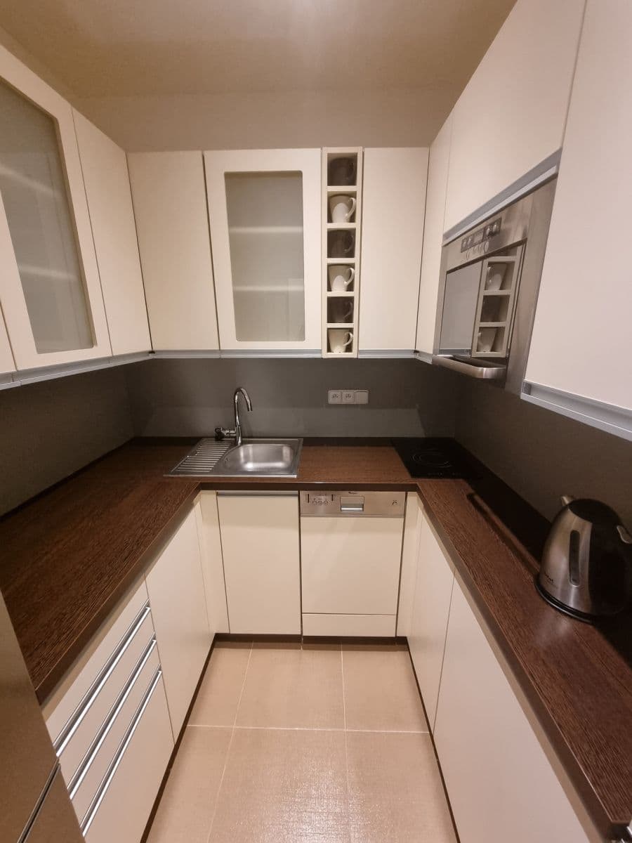 Studio flat to rent, 35 m², Habrová, Měšice, Středočeský Region Studio flat to rent, 35 m², Habrová, Měšice, Středočeský Region