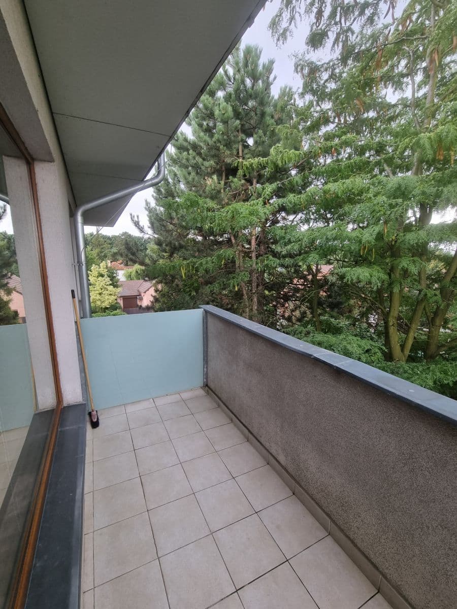 Studio flat to rent, 35 m², Habrová, Měšice, Středočeský Region Studio flat to rent, 35 m², Habrová, Měšice, Středočeský Region