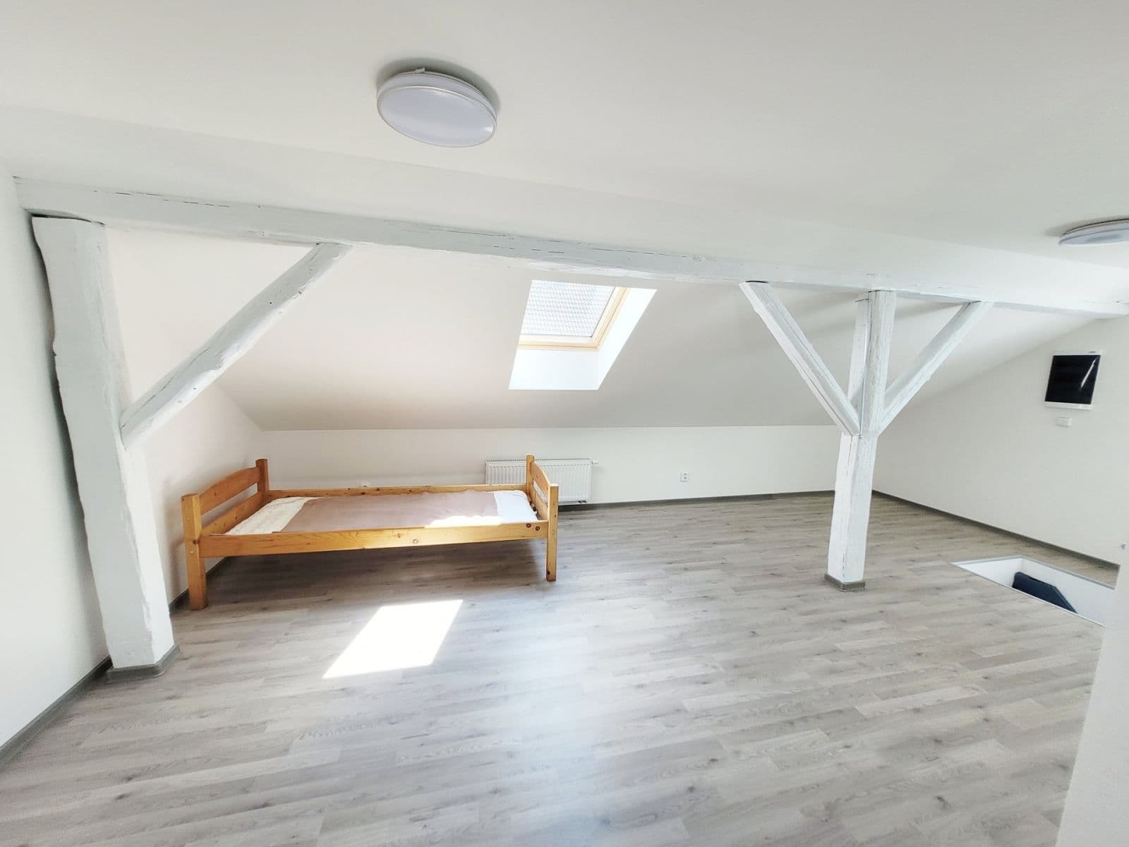 Studio flat to rent, 40 m², Sportovní, Kladno, Středočeský Region Studio flat to rent, 40 m², Sportovní, Kladno, Středočeský Region