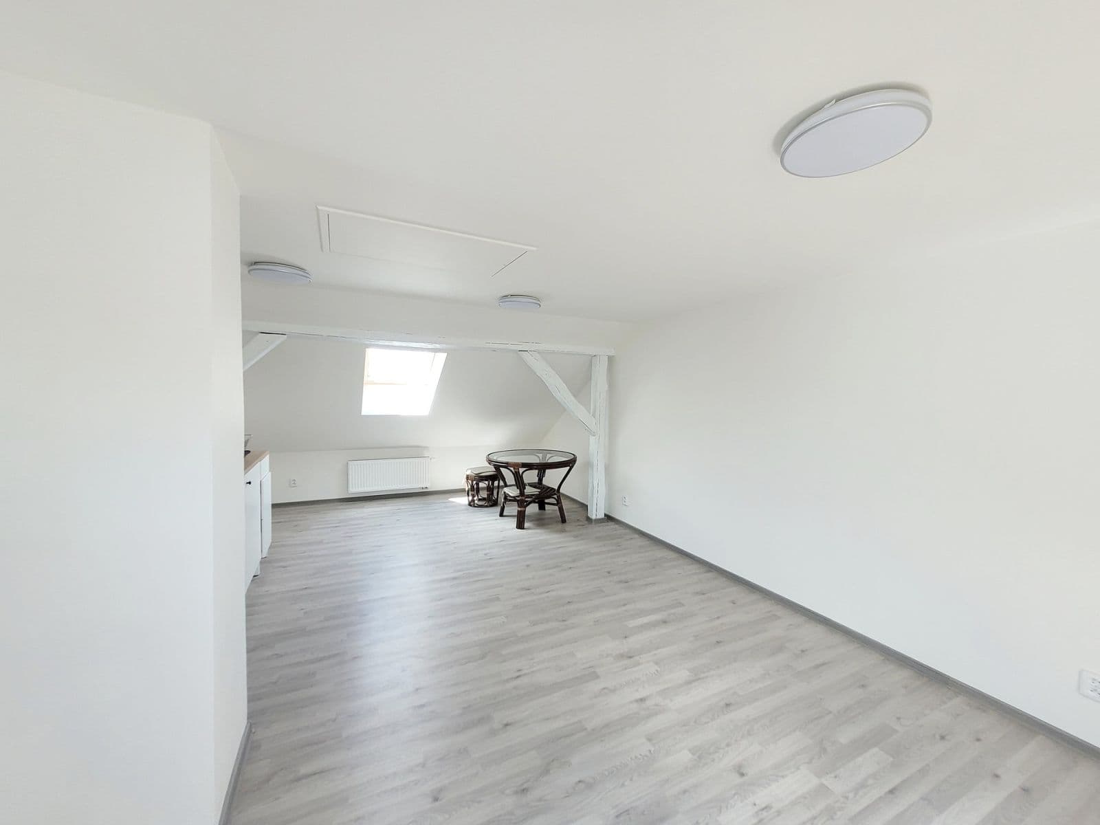 Studio flat to rent, 40 m², Sportovní, Kladno, Středočeský Region Studio flat to rent, 40 m², Sportovní, Kladno, Středočeský Region