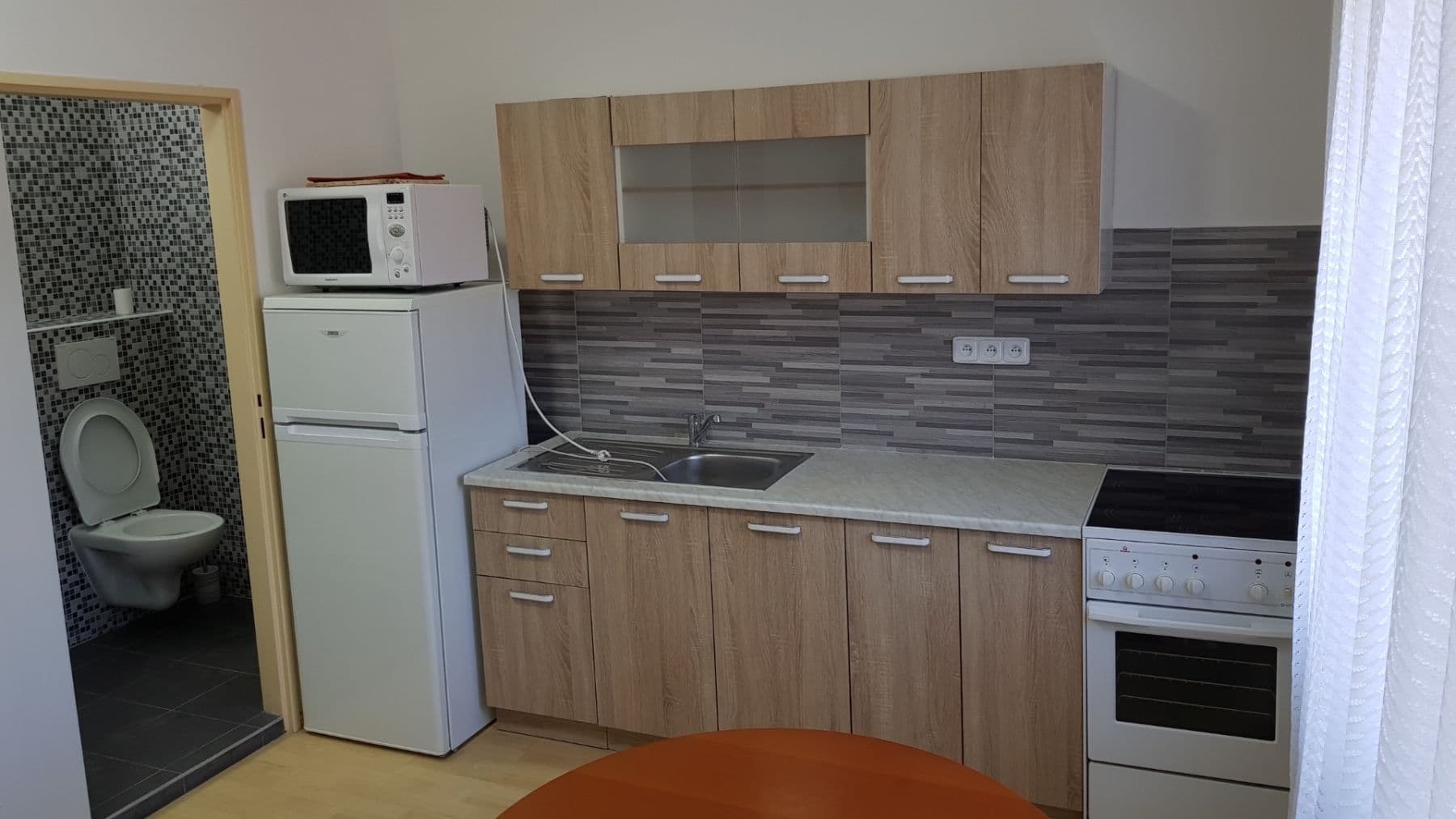 Small studio flat to rent, 20 m², Železničářská, Ústí nad Labem, Ústecký Region Small studio flat to rent, 20 m², Železničářská, Ústí nad Labem, Ústecký Region