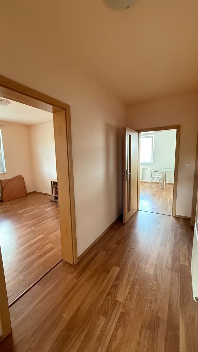 2 bedroom with open-plan kitchen flat to rent, 82 m², Formánkova, Tišnov, Jihomoravský Region 2 bedroom with open-plan kitchen flat to rent, 82 m², Formánkova, Tišnov, Jihomoravský Region