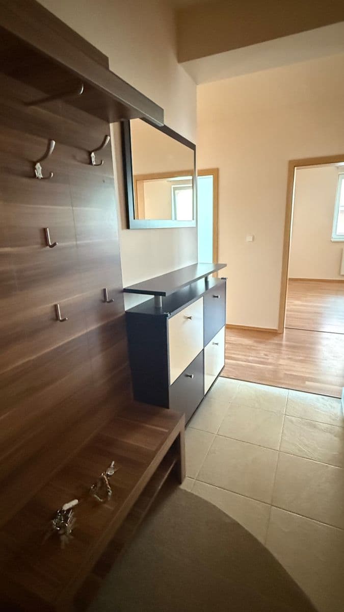 2 bedroom with open-plan kitchen flat to rent, 82 m², Formánkova, Tišnov, Jihomoravský Region 2 bedroom with open-plan kitchen flat to rent, 82 m², Formánkova, Tišnov, Jihomoravský Region