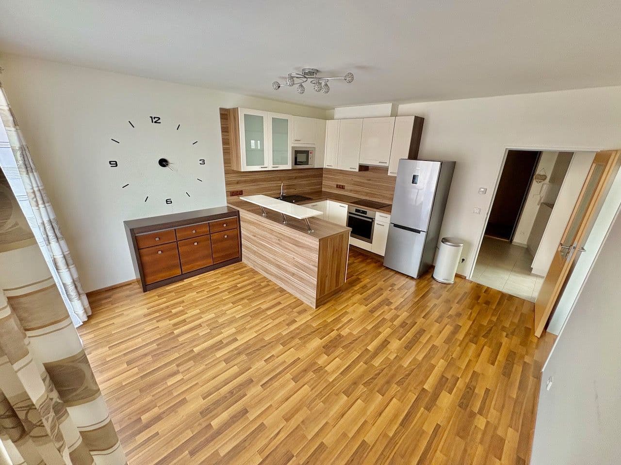 2 bedroom with open-plan kitchen flat to rent, 64 m², Ecksteinova, Chýně, Středočeský Region 2 bedroom with open-plan kitchen flat to rent, 64 m², Ecksteinova, Chýně, Středočeský Region