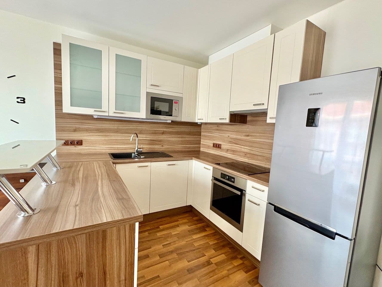 2 bedroom with open-plan kitchen flat to rent, 64 m², Ecksteinova, Chýně, Středočeský Region 2 bedroom with open-plan kitchen flat to rent, 64 m², Ecksteinova, Chýně, Středočeský Region