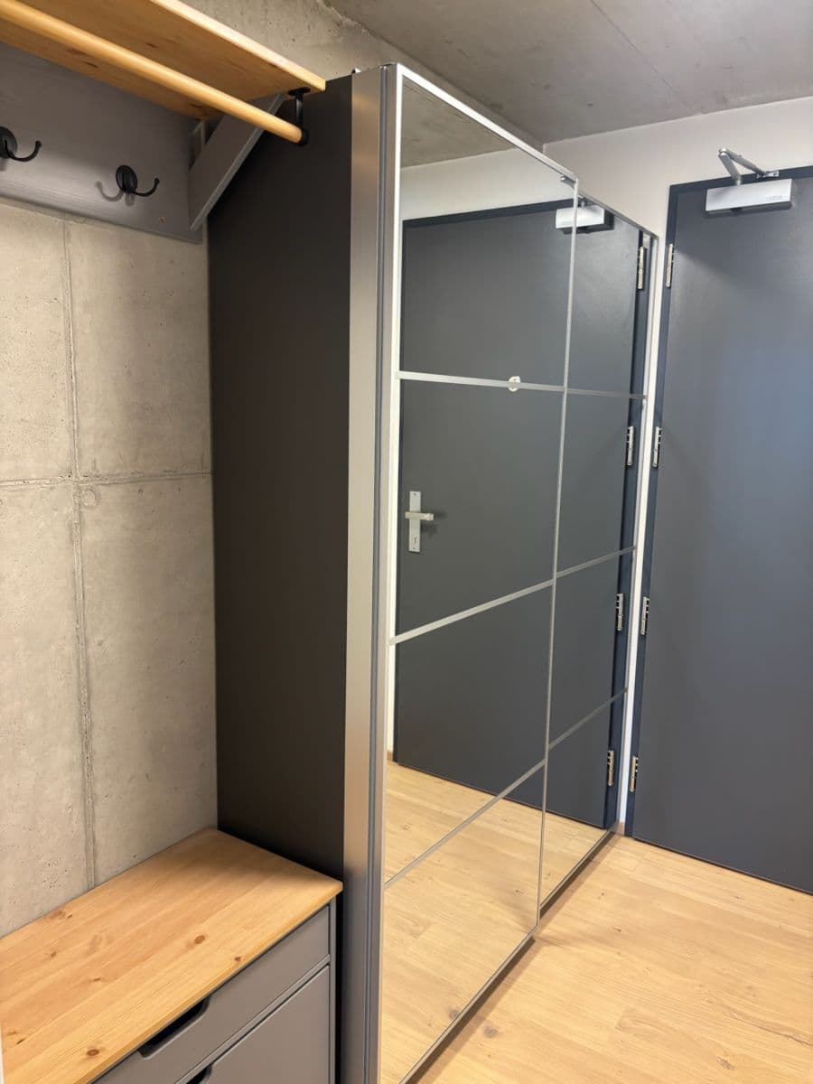 2 bedroom with open-plan kitchen flat to rent, 66 m², Kolbenova, Prague, Prague 2 bedroom with open-plan kitchen flat to rent, 66 m², Kolbenova, Prague, Prague