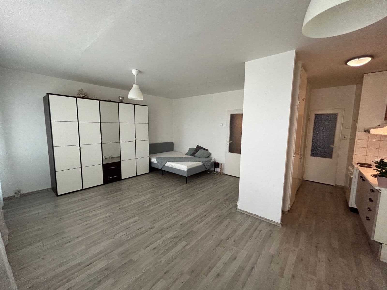 Studio flat to rent, 55 m², Poznaňská, Prague, Prague Studio flat to rent, 55 m², Poznaňská, Prague, Prague