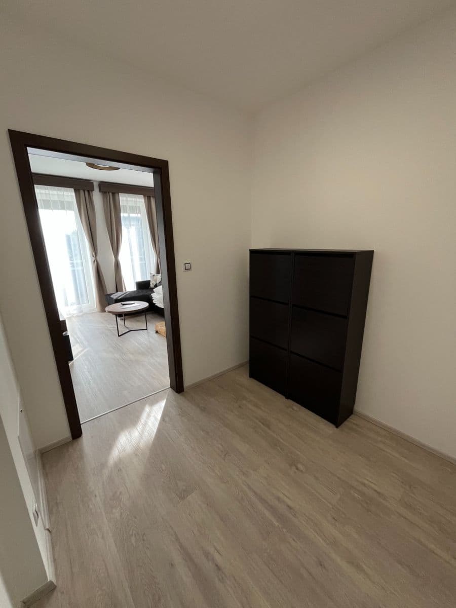 2 bedroom with open-plan kitchen flat to rent, 68 m², Březinky, Nové Město nad Metují, Královéhradecký Region 2 bedroom with open-plan kitchen flat to rent, 68 m², Březinky, Nové Město nad Metují, Královéhradecký Region