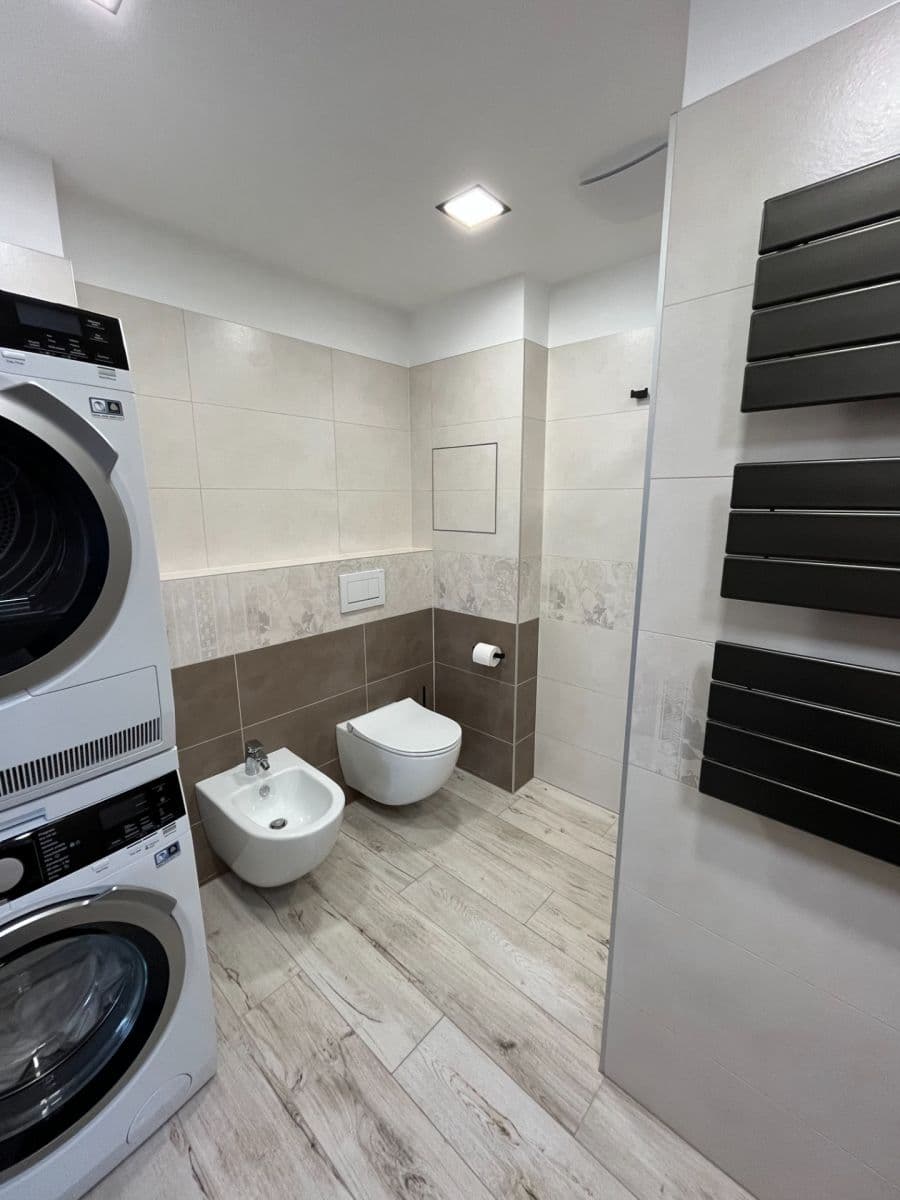 2 bedroom with open-plan kitchen flat to rent, 68 m², Březinky, Nové Město nad Metují, Královéhradecký Region 2 bedroom with open-plan kitchen flat to rent, 68 m², Březinky, Nové Město nad Metují, Královéhradecký Region