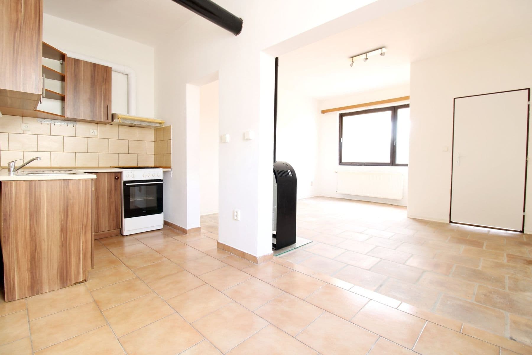 house to rent, 72 m², Na Poříčí, Králův Dvůr, Středočeský Region house to rent, 72 m², Na Poříčí, Králův Dvůr, Středočeský Region