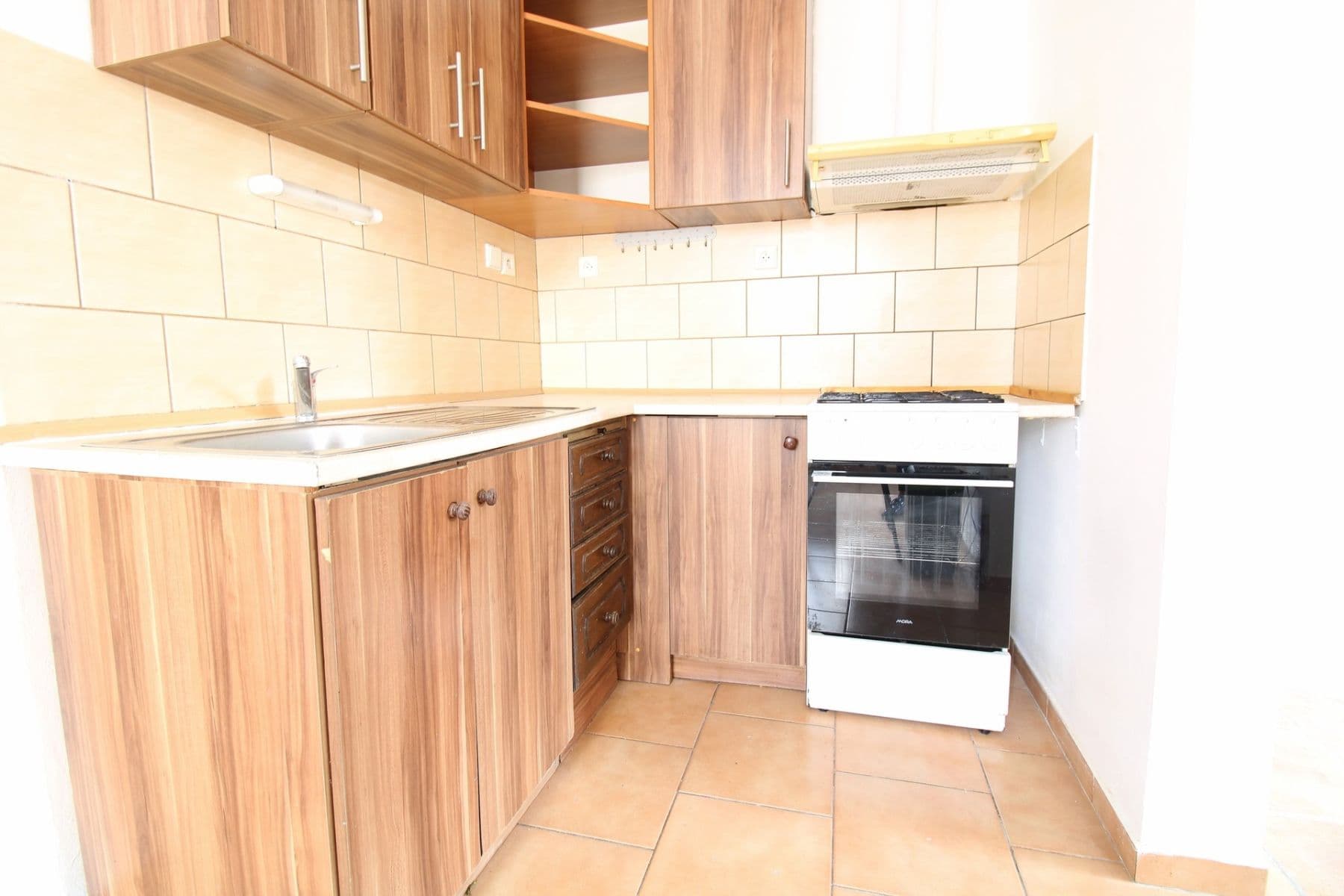 house to rent, 72 m², Na Poříčí, Králův Dvůr, Středočeský Region house to rent, 72 m², Na Poříčí, Králův Dvůr, Středočeský Region