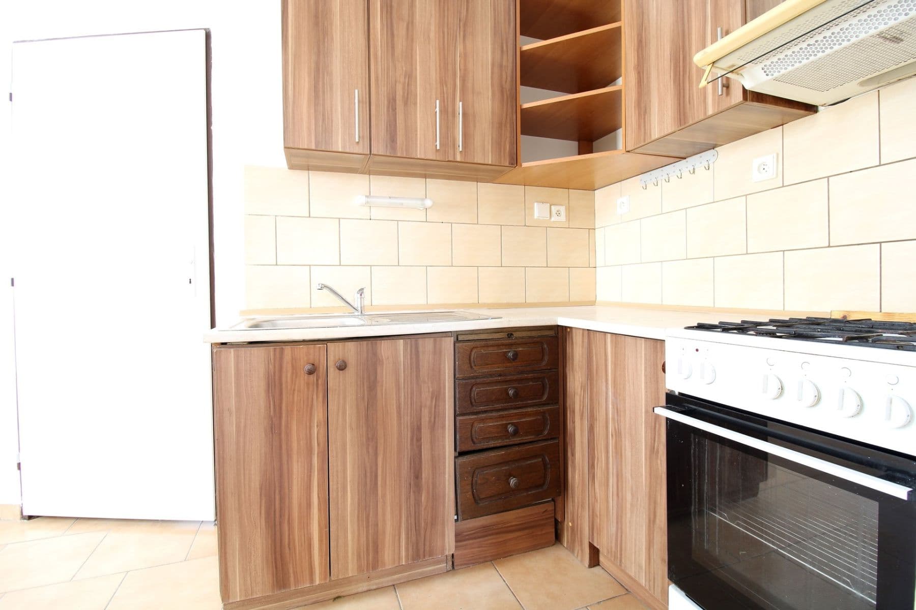 house to rent, 72 m², Na Poříčí, Králův Dvůr, Středočeský Region house to rent, 72 m², Na Poříčí, Králův Dvůr, Středočeský Region