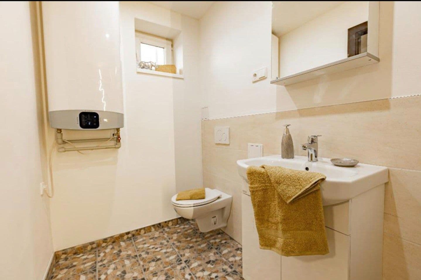 2 bedroom flat for sale, 64 m², Družstevní, Chýně, Středočeský Region 2 bedroom flat for sale, 64 m², Družstevní, Chýně, Středočeský Region