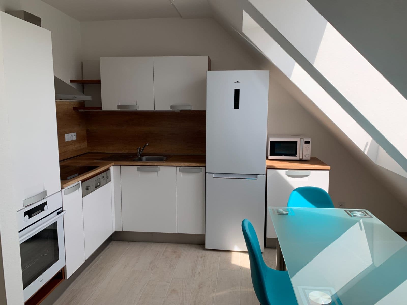 3 bedroom flat to rent, 68 m², Sokolovská, Plzeň, Plzeňský Region 3 bedroom flat to rent, 68 m², Sokolovská, Plzeň, Plzeňský Region