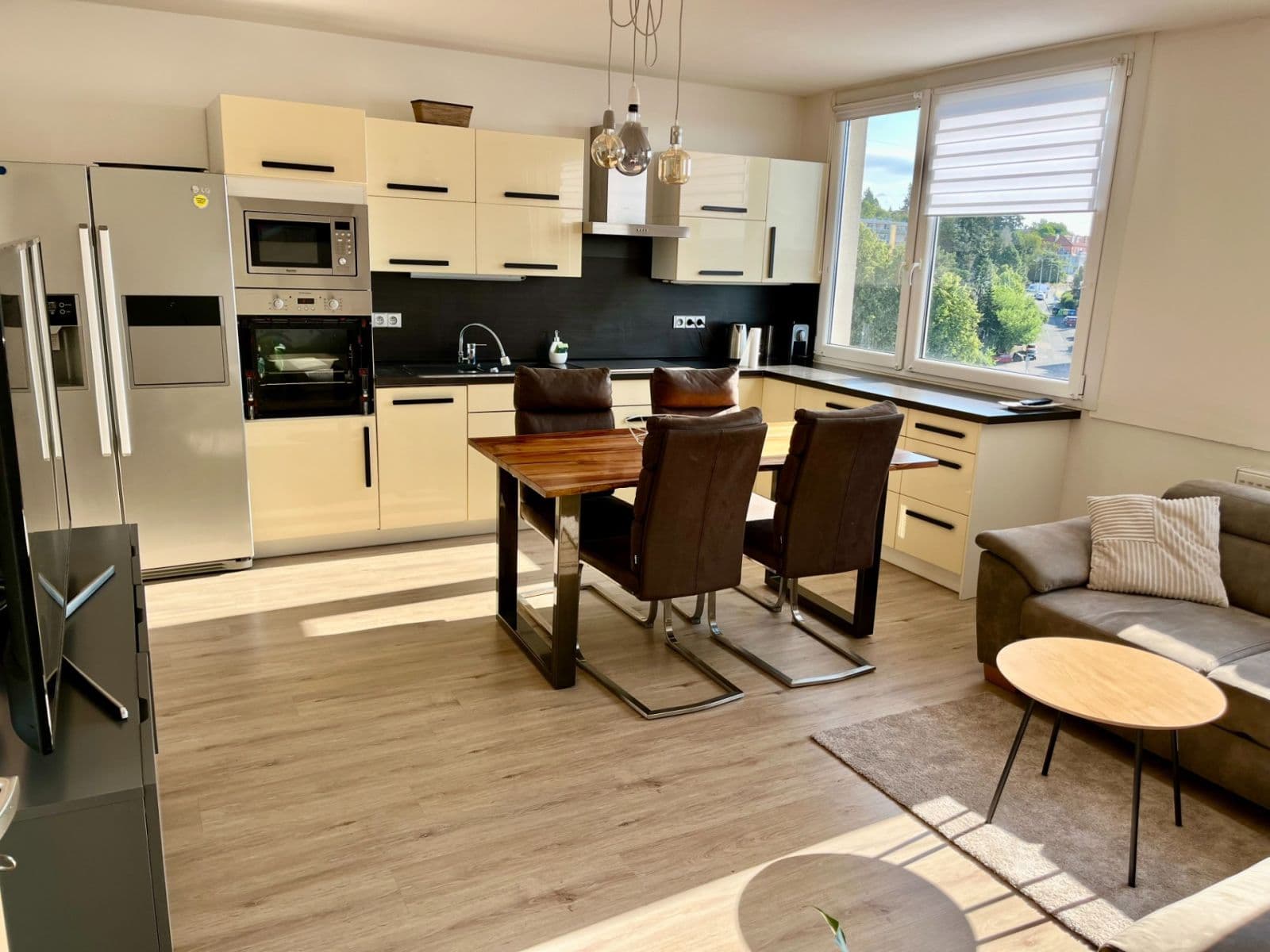 3 bedroom with open-plan kitchen flat to rent, 81 m², Písečná, Prague, Prague 3 bedroom with open-plan kitchen flat to rent, 81 m², Písečná, Prague, Prague