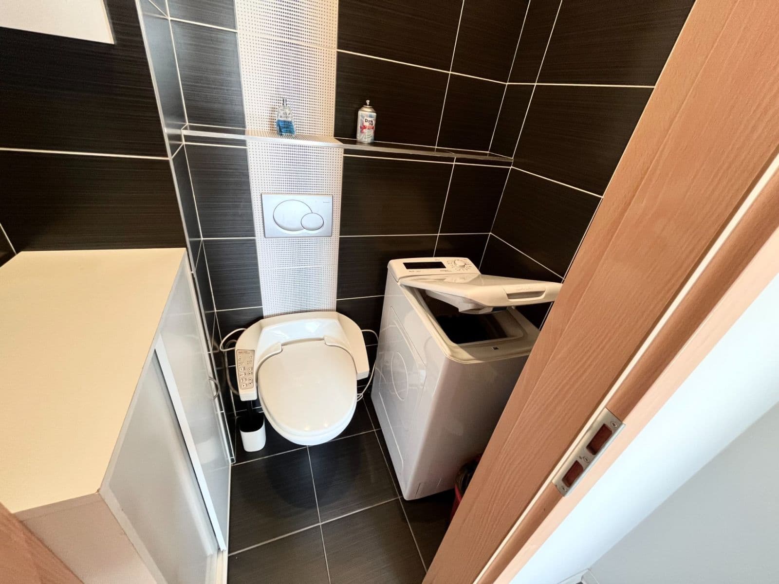 3 bedroom with open-plan kitchen flat to rent, 81 m², Písečná, Prague, Prague 3 bedroom with open-plan kitchen flat to rent, 81 m², Písečná, Prague, Prague