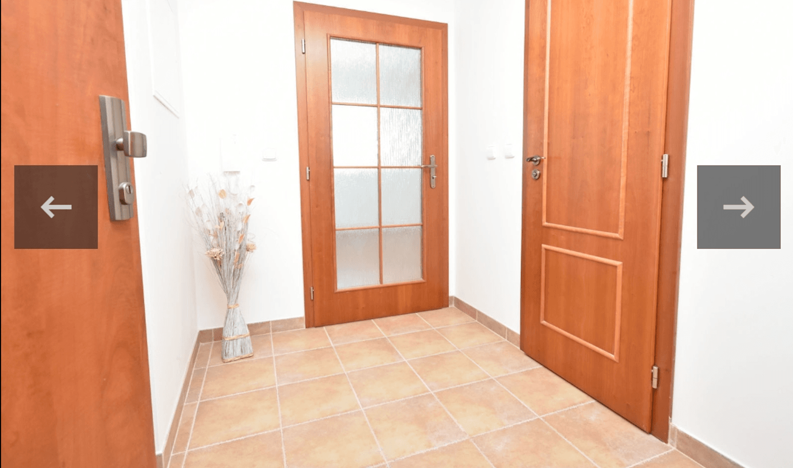 Studio flat to rent, 49 m², T. G. Masaryka, Horoměřice, Středočeský Region Studio flat to rent, 49 m², T. G. Masaryka, Horoměřice, Středočeský Region