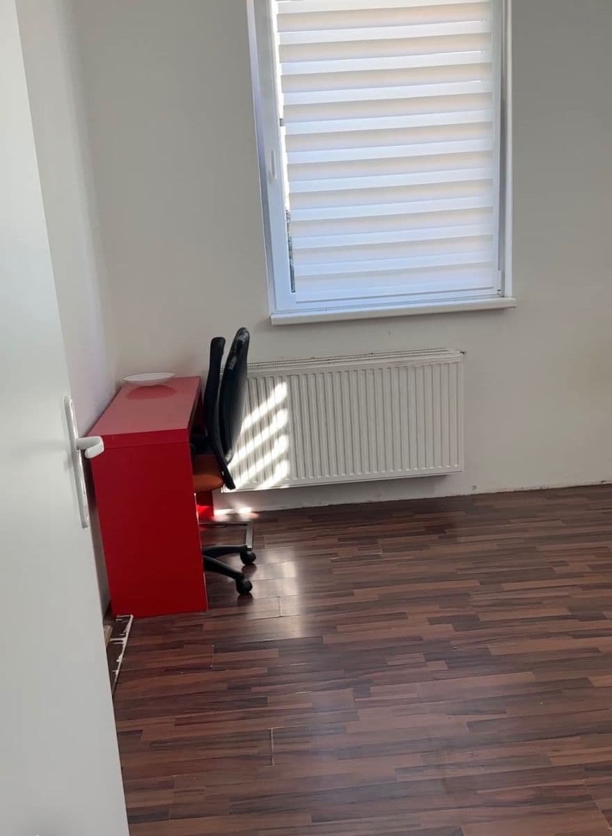 1 bedroom with open-plan kitchen flat to rent, 45 m², 1. května, Rosice, Jihomoravský Region 1 bedroom with open-plan kitchen flat to rent, 45 m², 1. května, Rosice, Jihomoravský Region