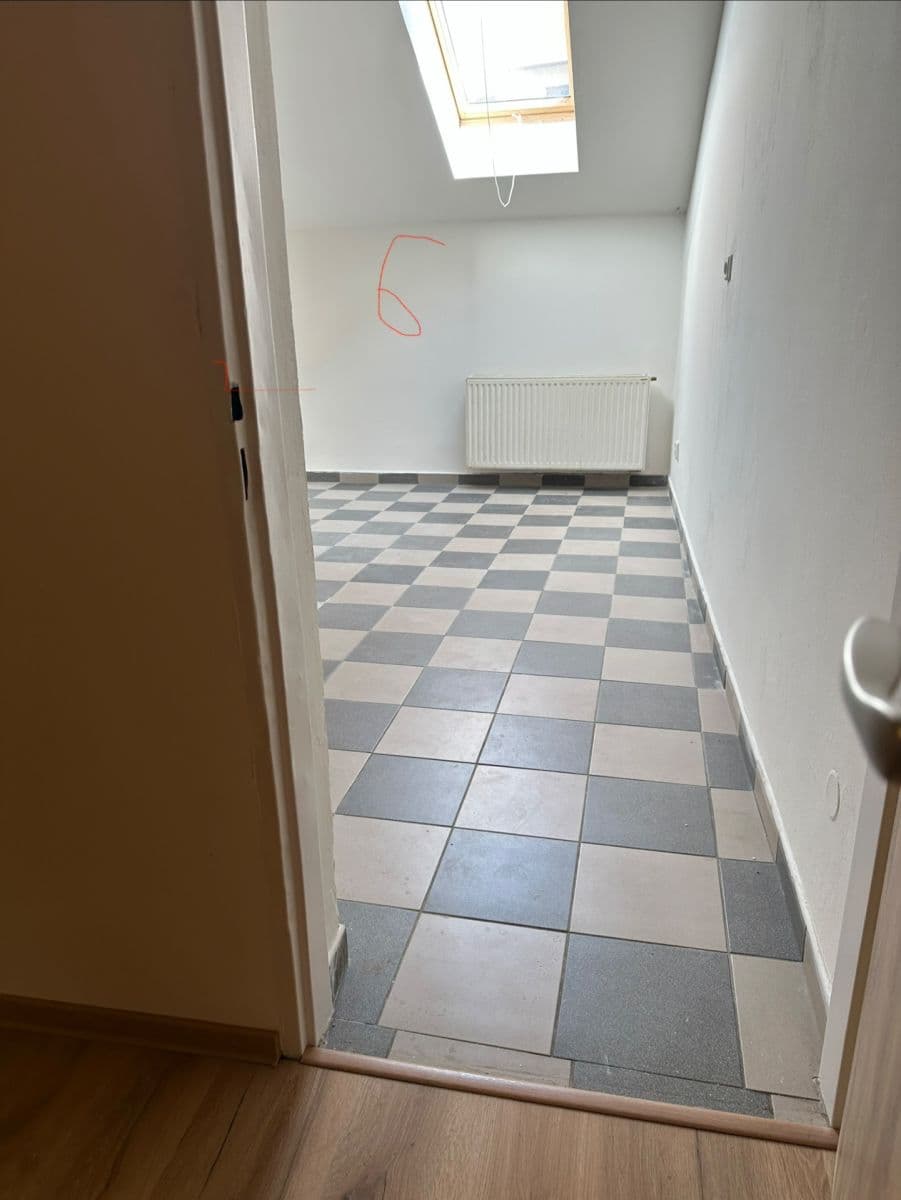 1 bedroom flat to rent, 47 m², 1. května, Rosice, Jihomoravský Region 1 bedroom flat to rent, 47 m², 1. května, Rosice, Jihomoravský Region