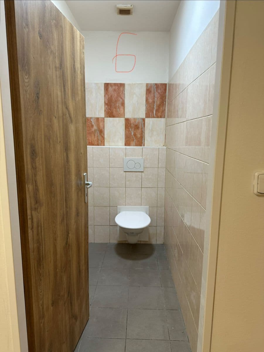 1 bedroom flat to rent, 47 m², 1. května, Rosice, Jihomoravský Region 1 bedroom flat to rent, 47 m², 1. května, Rosice, Jihomoravský Region