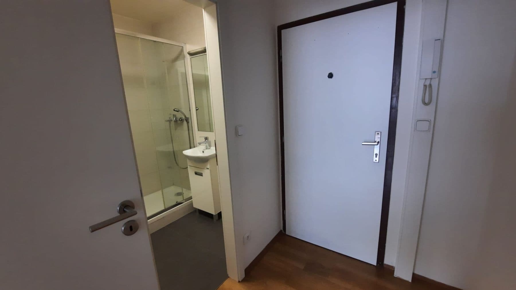 Studio flat for sale, 30 m², Pod Lysinami, Prague, Prague Studio flat for sale, 30 m², Pod Lysinami, Prague, Prague