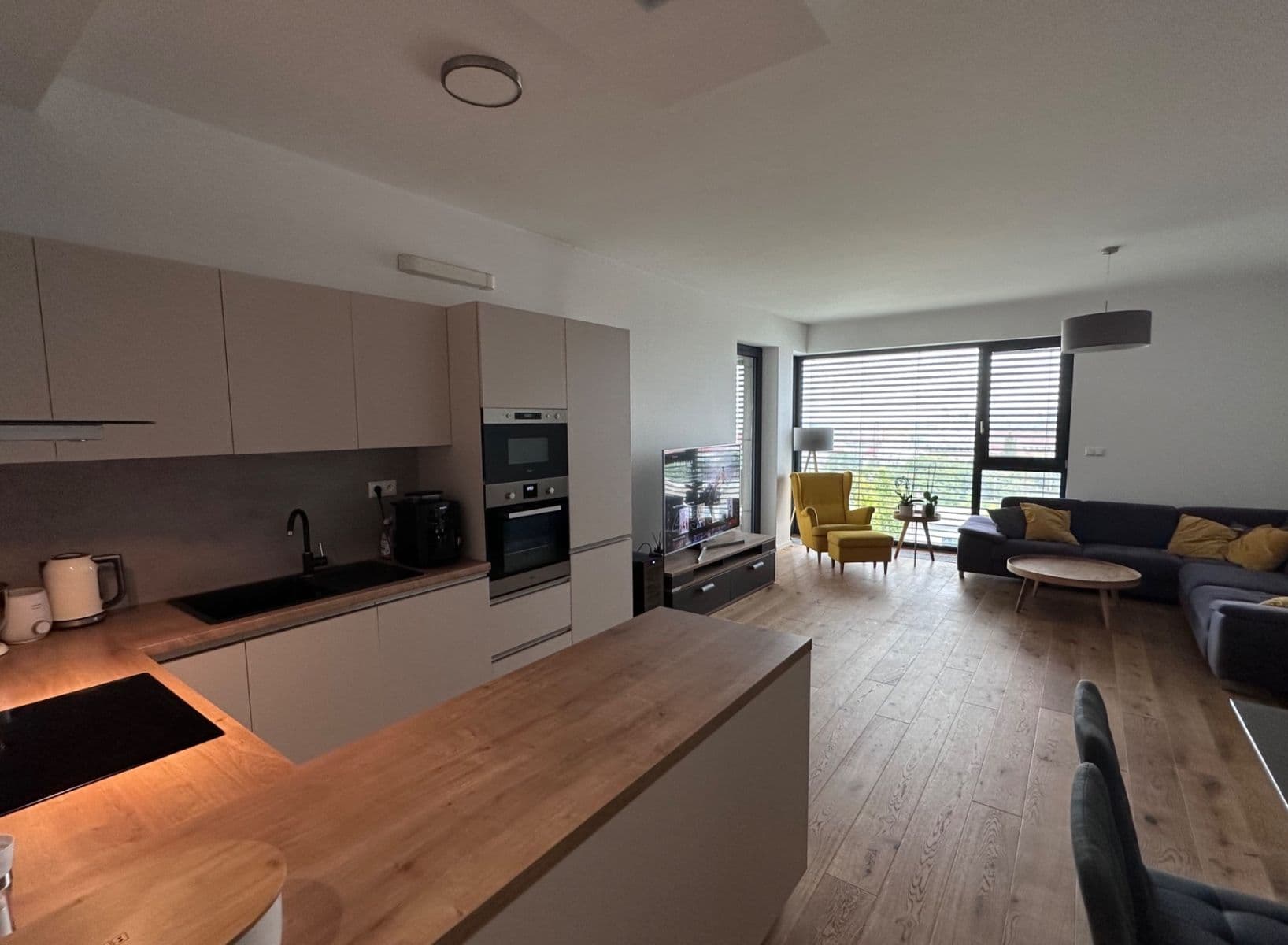 4 bedroom flat for sale, 119 m², Pod Vtáčnikom, Nové Mesto, Bratislavský Region 4 bedroom flat for sale, 119 m², Pod Vtáčnikom, Nové Mesto, Bratislavský Region