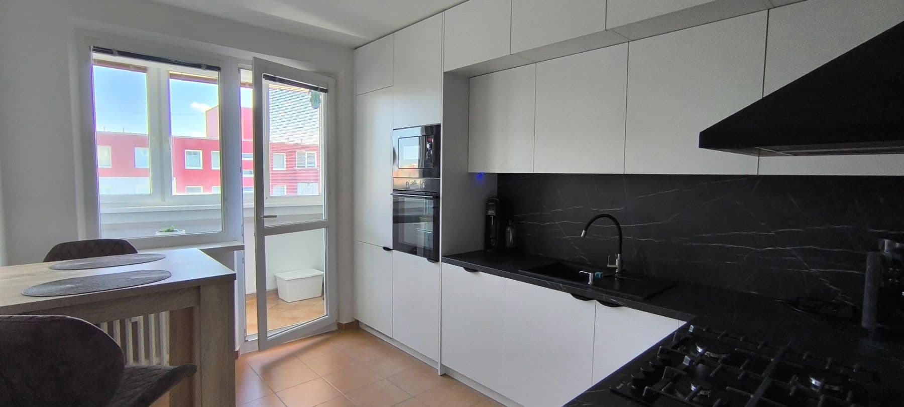 4 bedroom flat for sale, 78 m², Jedľová, Vrakuňa, Bratislavský Region 4 bedroom flat for sale, 78 m², Jedľová, Vrakuňa, Bratislavský Region