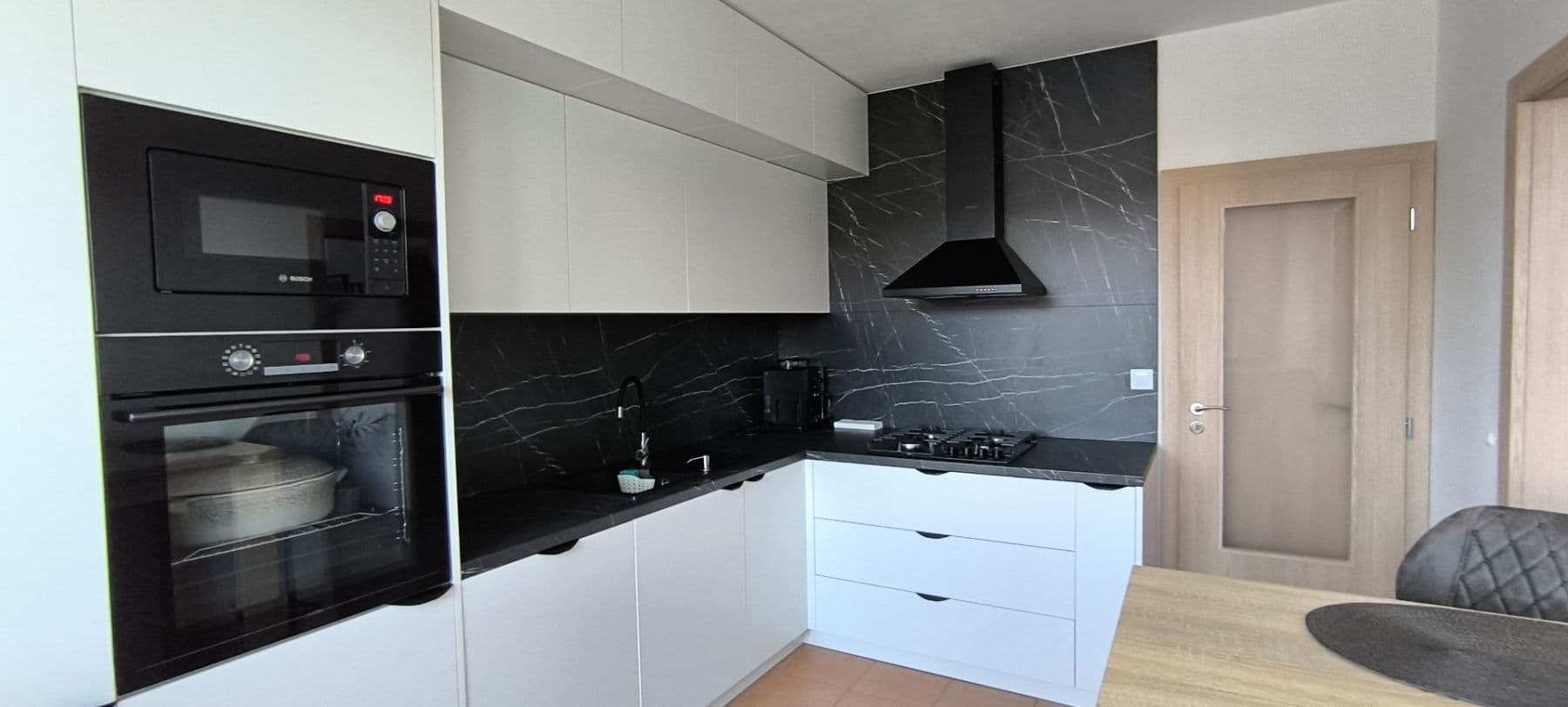 4 bedroom flat for sale, 78 m², Jedľová, Vrakuňa, Bratislavský Region 4 bedroom flat for sale, 78 m², Jedľová, Vrakuňa, Bratislavský Region