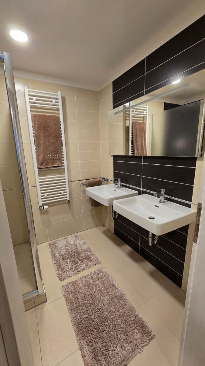 2 bedroom with open-plan kitchen flat to rent, 69 m², Do Zahrádek Ⅰ, Prague, Prague 2 bedroom with open-plan kitchen flat to rent, 69 m², Do Zahrádek Ⅰ, Prague, Prague