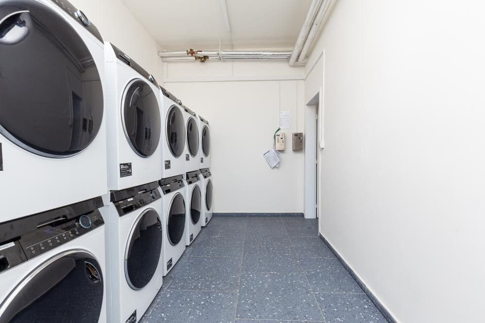 1 bedroom with open-plan kitchen flat to rent, 47 m², Čenětická, Prague, Prague 1 bedroom with open-plan kitchen flat to rent, 47 m², Čenětická, Prague, Prague