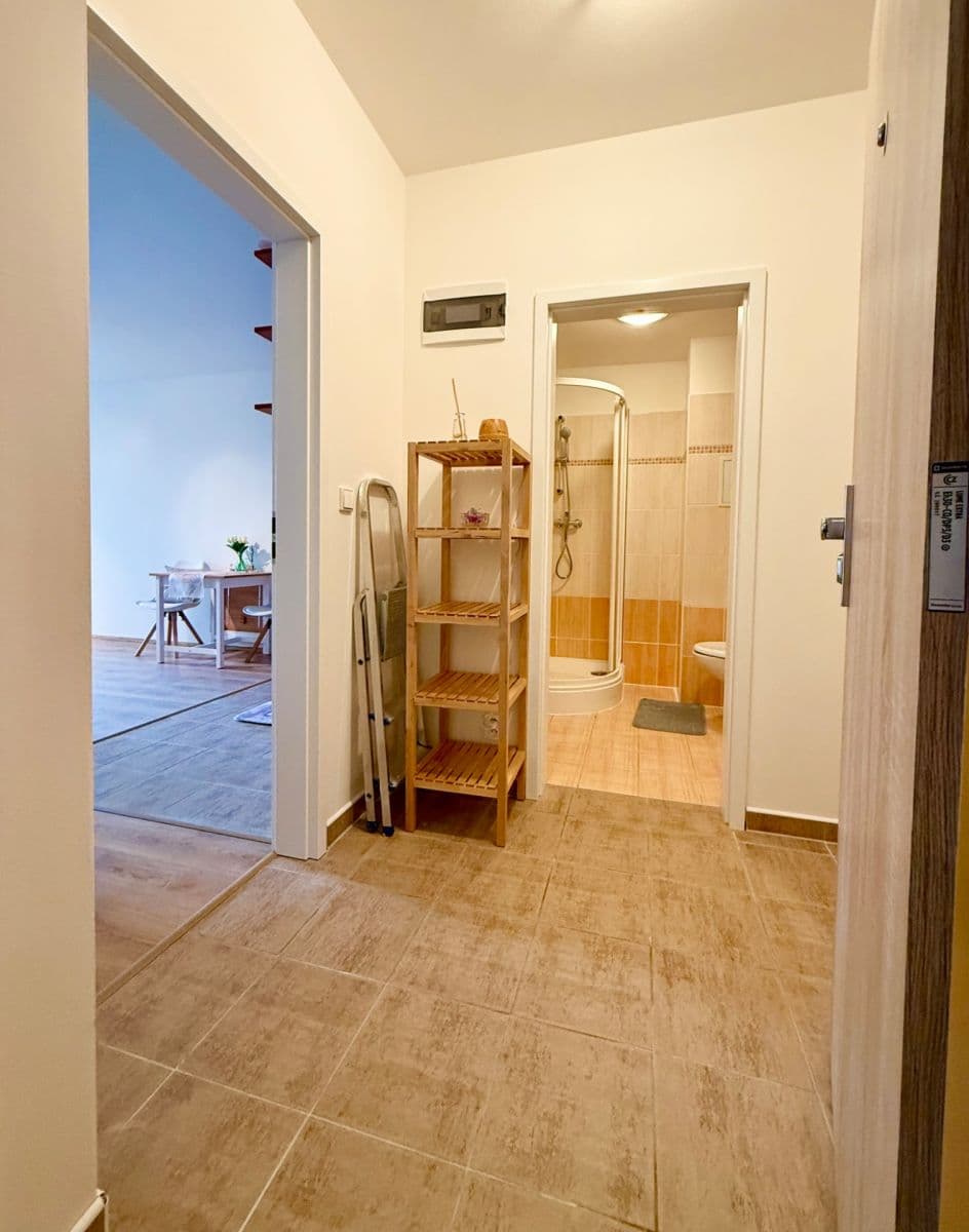 Studio flat for sale, 35 m², Rudolfa Holeky, Prague, Prague Studio flat for sale, 35 m², Rudolfa Holeky, Prague, Prague