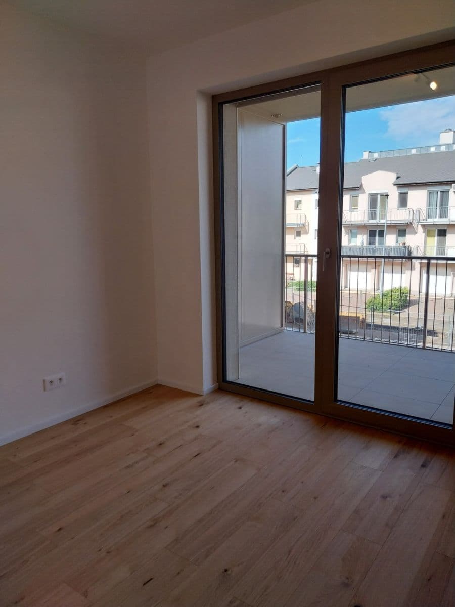 2 bedroom with open-plan kitchen flat to rent, 65 m², Dřevčická, Brandýs nad Labem-Stará Boleslav, Středočeský Region 2 bedroom with open-plan kitchen flat to rent, 65 m², Dřevčická, Brandýs nad Labem-Stará Boleslav, Středočeský Region